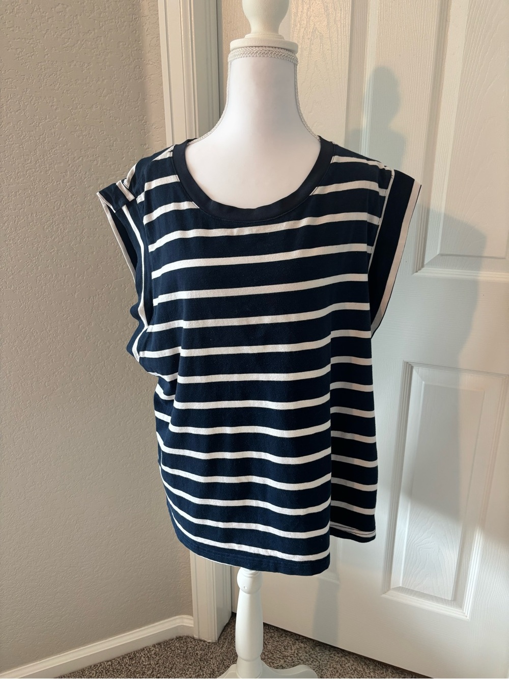 Women's Navy and White Striped Sleeveless Top - size XL